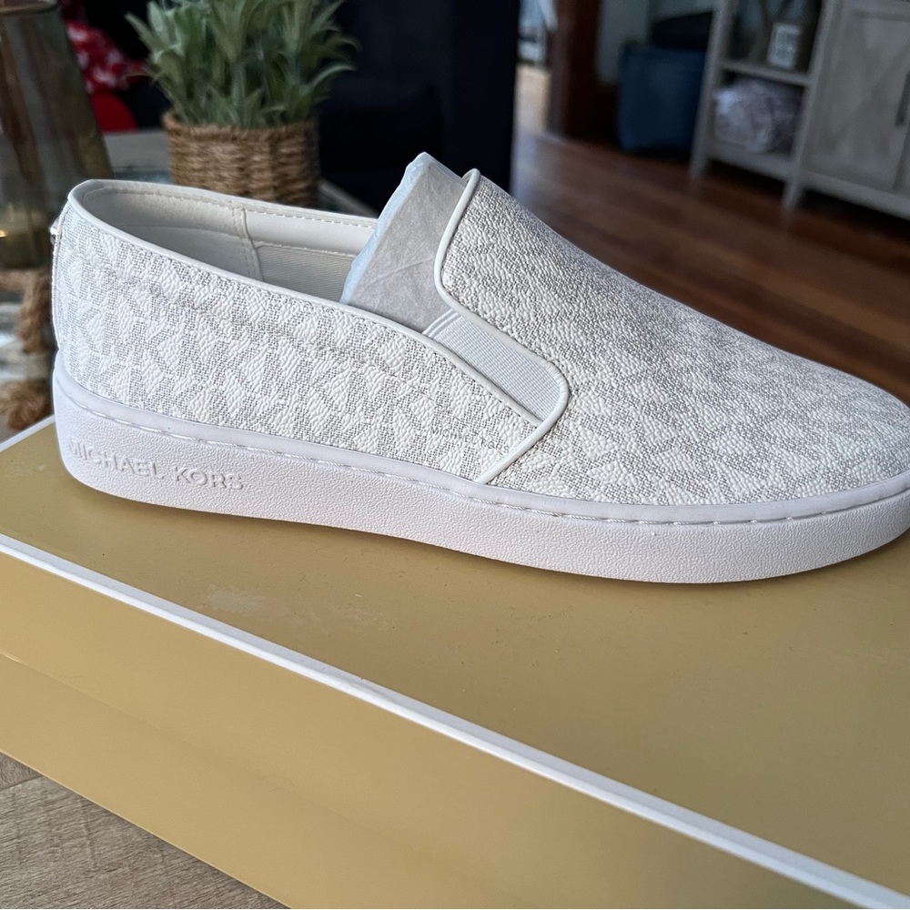 Michael Kors Keaton slip-on, womens size 7.5, white MK logo